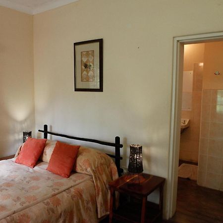 Down Gran'S Self-Catering Cottage Lobamba Exterior foto